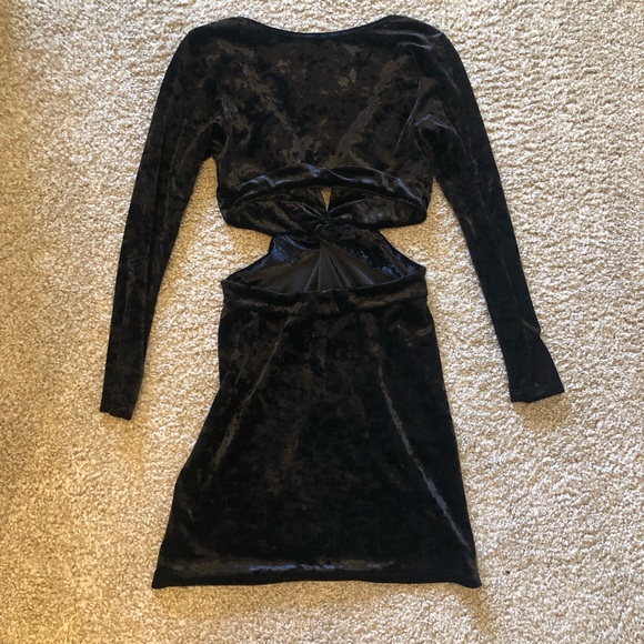 Blue Life Black Velvet Cutout Dress Size Small - Picture 5 of 7